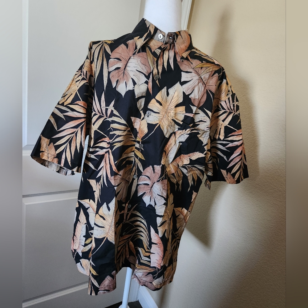 Men's  Tori Richard 100% Cotton Hawaiian Shirt Size Medium